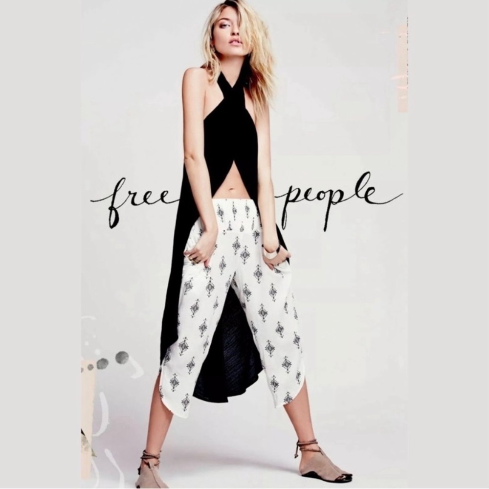 Free People Diamond Harem Cropped
Pants Ivory size large